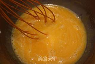 FLUFF棉花糖——黑芝麻戚风蛋糕的做法步骤:4