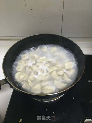 酸菜肉馅饺子的做法步骤:8