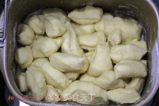 心形椰蓉面包的做法步骤:3