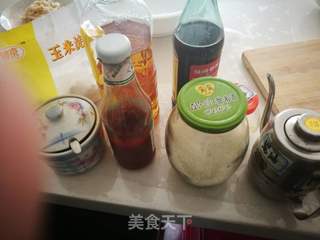 菠萝咕咾肉的做法步骤：1