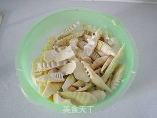 腌笃鲜的做法步骤:2