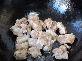 茄汁排骨龙眼肉的做法步骤:5