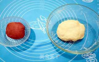 圣诞老人馒头食谱的做法步骤:2