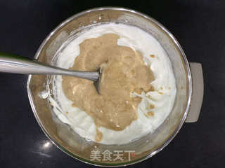 火龙果蛋糕卷的做法步骤:10