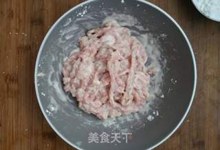 糖醋里脊的做法步骤:4