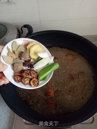 香菇红烧肉的做法步骤:13