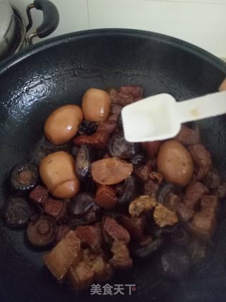 香菇红烧肉的做法步骤:16