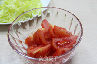 开胃又营养の番茄豆腐汤的做法步骤:2