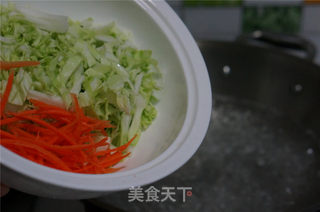 鱿鱼鲜肉汤年糕的做法步骤:2