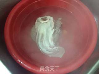 猪舌茶树菇汤的做法步骤:3