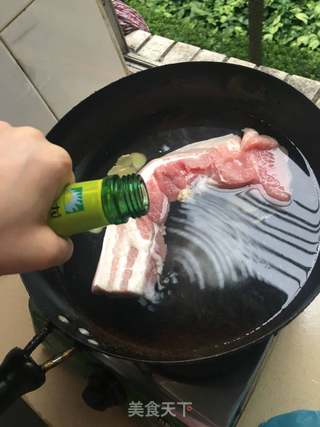 回锅肉的做法步骤:2