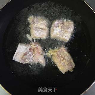 菠萝咕噜肉的做法步骤:8
