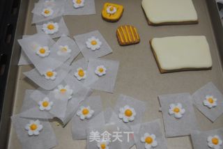 春暖花开糖霜饼干屋的做法步骤：14