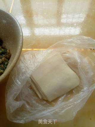 馄饨清汤面的做法步骤:2
