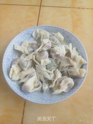 馄饨清汤面的做法步骤:3