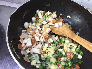 #春食野菜香#荠菜炒饭吐司盅的做法步骤:12
