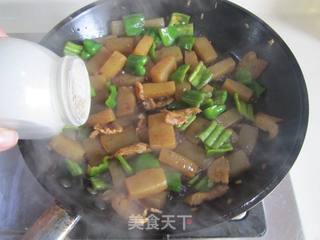 青椒魔芋肉片的做法步骤:8