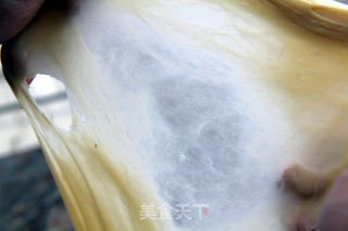 芝士鸡蛋火腿包的做法步骤:2