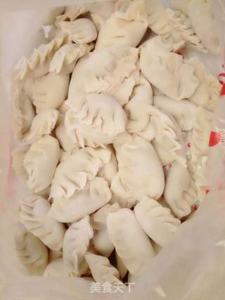 猪肉葱花饺子的做法步骤：5