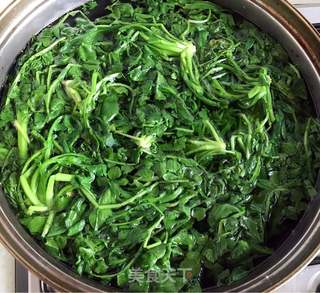 #春食野菜香# 荠菜鸡蛋软饼的做法步骤:2