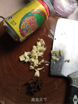 啤香鸡翅的做法步骤：2