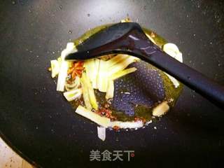鲤鱼炖豆腐的做法步骤:11