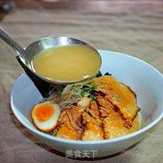日式豚骨拉面的做法步骤:14