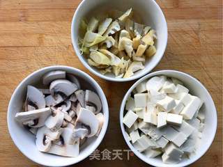 #春食野菜香# 荠菜春笋豆腐羹的做法步骤:4
