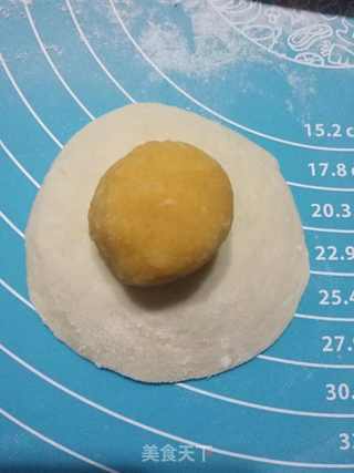 FLUFF棉花糖金沙奶黄包的做法步骤:12