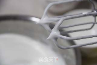 萨瓦林模戚风蛋糕(八寸)的做法步骤:10