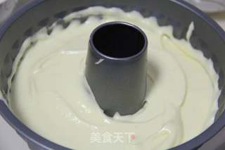 萨瓦林模戚风蛋糕(八寸)的做法步骤:12