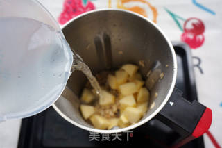 苹果宜肝豆浆的做法步骤:3