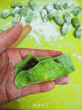 #春食野菜香#餐桌上的春天-荠菜牛肉饺子的做法步骤:25