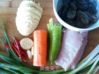 鱼香肉丝，极度经典的美味。的做法步骤：1