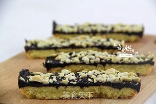 花生巧克力饼干棒的做法步骤:6
