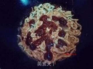 京酱肉丝的做法步骤:3