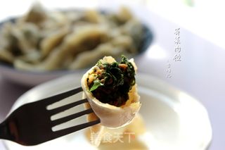 ＃春食野菜香＃美味野菜--荠菜鲜肉饺的做法步骤：11