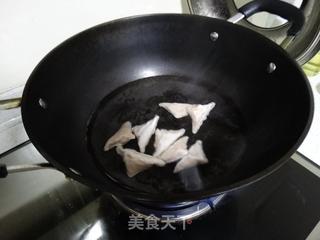 生菜鱼饺汤的做法步骤：2