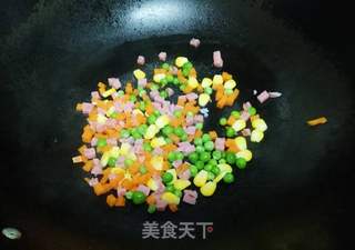 菠萝饭的做法步骤:4