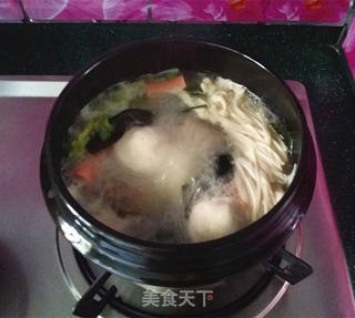 浓汤面疙瘩火锅的做法步骤:5