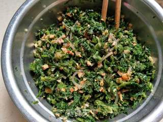#春食野菜香#荠菜香干海米包子的做法步骤:2