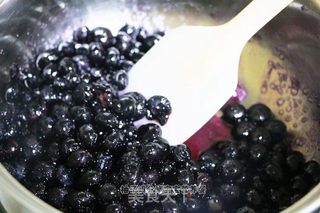 蓝莓果酱的做法步骤:4