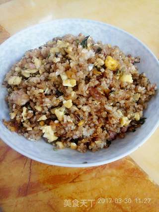 ＃春食野菜香＃香椿腊肠 爱 米饭的做法步骤：8