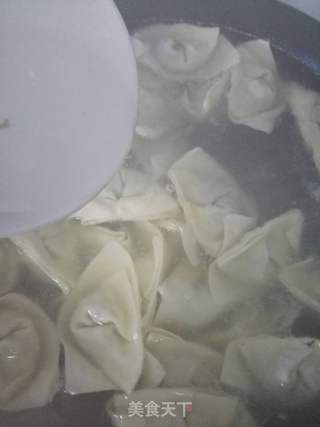 #春食野菜香#马兰螺丝肉馄饨的做法步骤:20