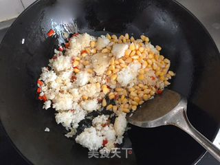 【韭菜玉米炒饭】春天食韭正当时的做法步骤：5