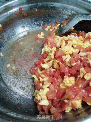 西红柿水饺的做法步骤:12