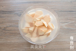 【让王源落泪的美食】拔丝地瓜的做法步骤:2