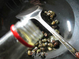 沙茶酱蛳螺 的做法步骤：3