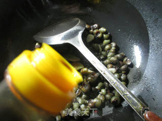 沙茶酱蛳螺 的做法步骤：5