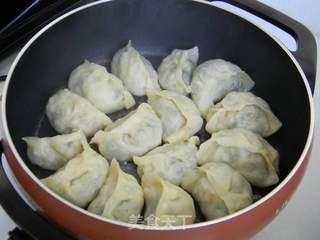 #春食野菜香#苣荬菜水煎饺的做法步骤:12